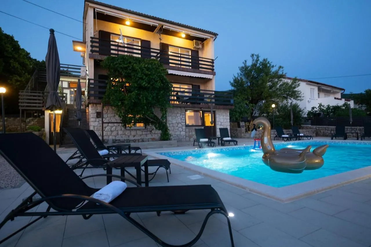 Apartment Mila Klenovica