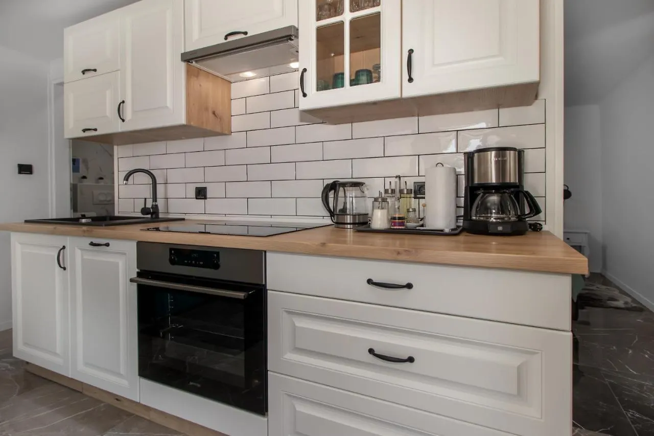 Apartment Mila Klenovica